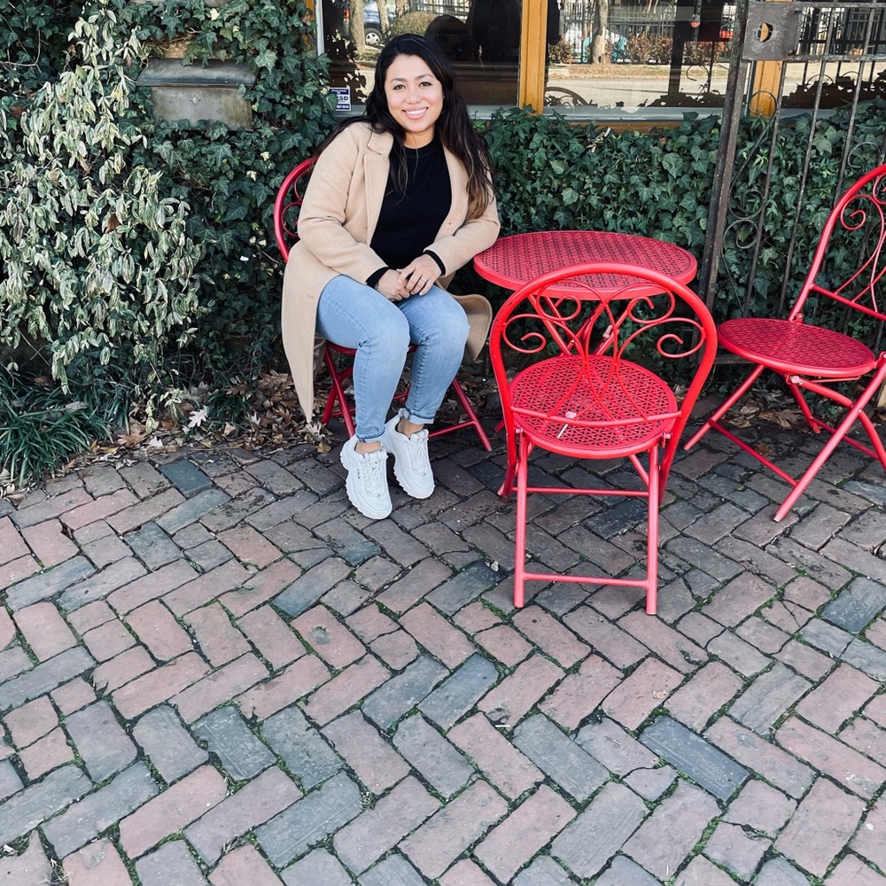 Meet your Posher, Maria